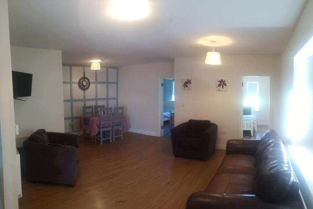 Spacious And Warm 2 Bedroom Apartment Sleeps Up To 5 阿赛 外观 照片