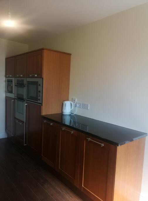 Spacious And Warm 2 Bedroom Apartment Sleeps Up To 5 阿赛 外观 照片